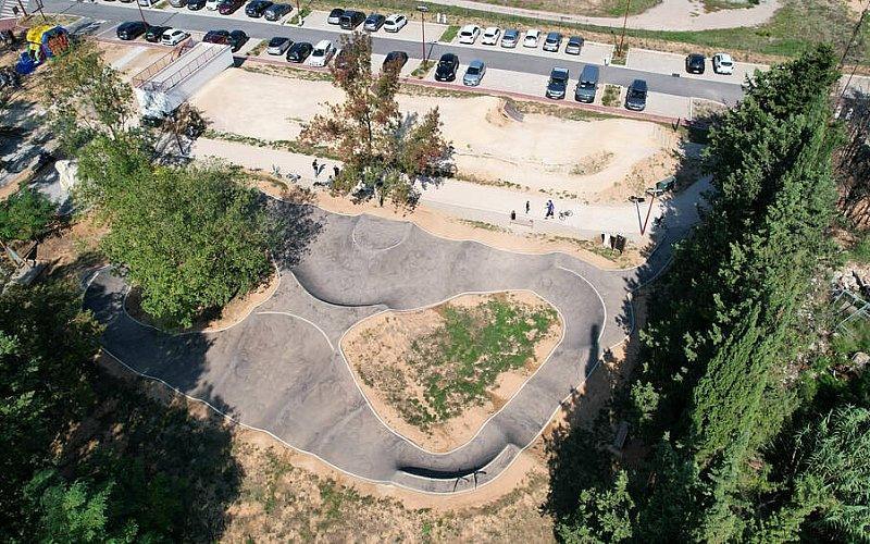Entreprise création & installation de pumptrack & piste BMX race - Les arcs sur Argens