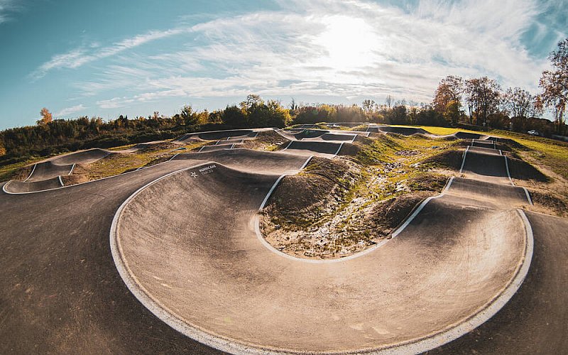 Créateur, installateur de pumptrack en France - Castries 34