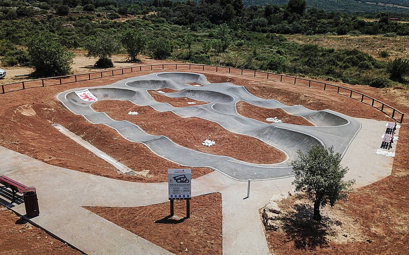 Entreprise création & installation de pumptrack & piste BMX race - Gigean