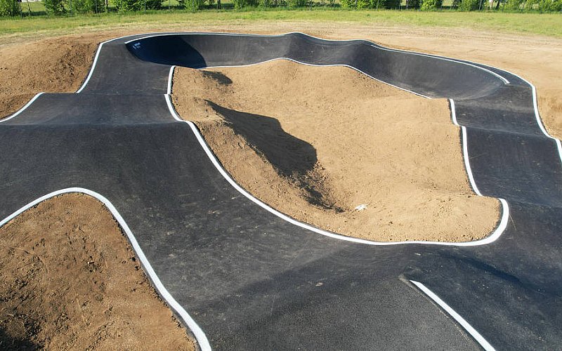 Création, installation Pumptrack en France - Marcy l'étoile