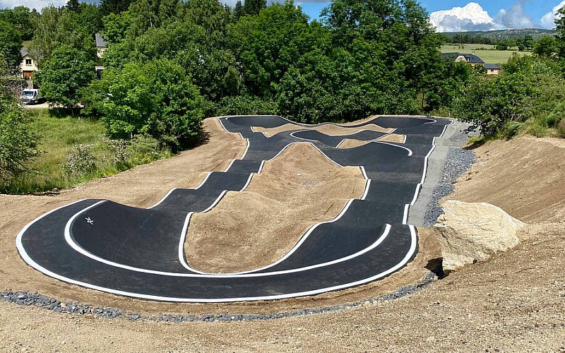 Création, installation de Pumptrack & piste BMX race en France - Commune Monts de randon
