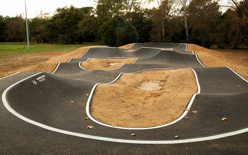 Entreprise création & installation de pumptrack & piste BMX race - toulouges 66