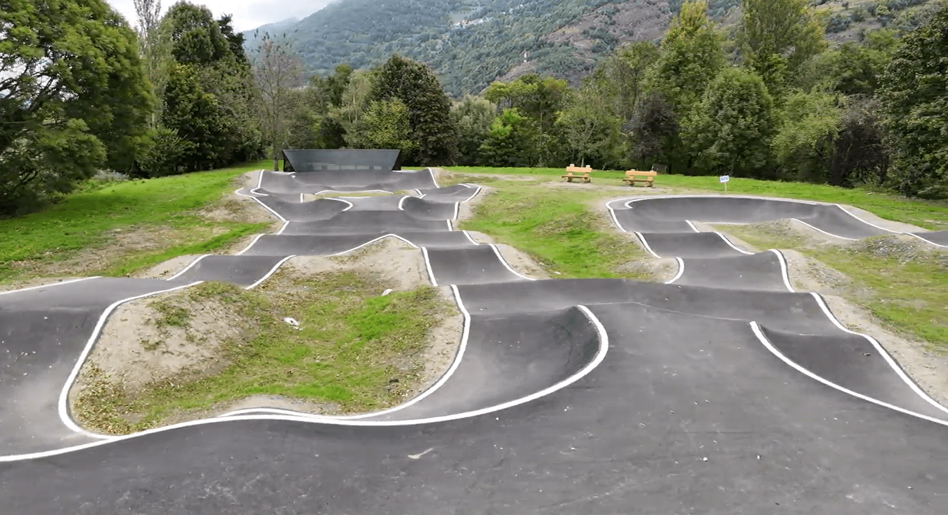 Réalisation d'un pumptrack à Bagnères de Luchon