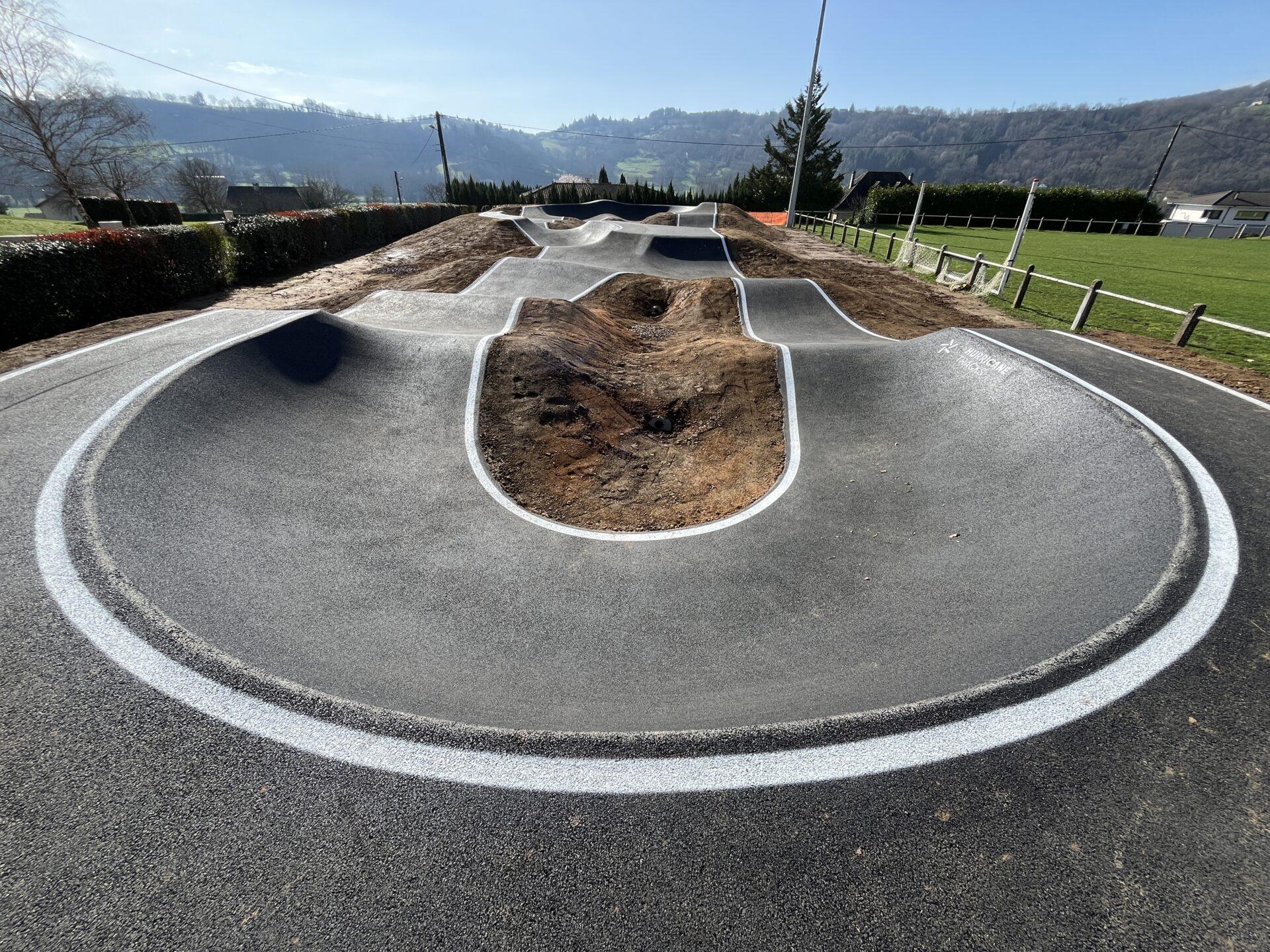 Réalisation d'un pumptrack à Livinhac