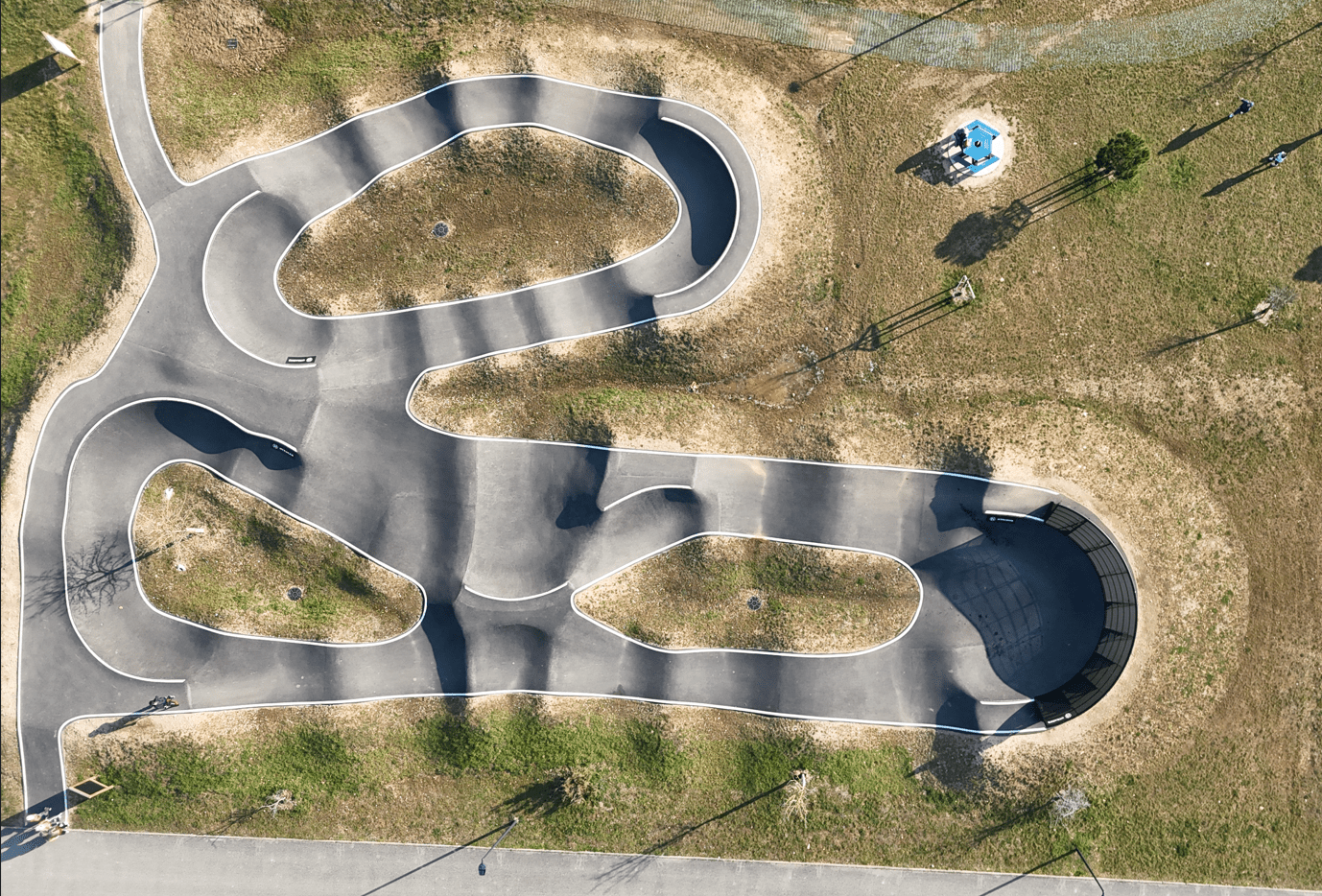 Réalisation d'un pumptrack à Romans sur Isère